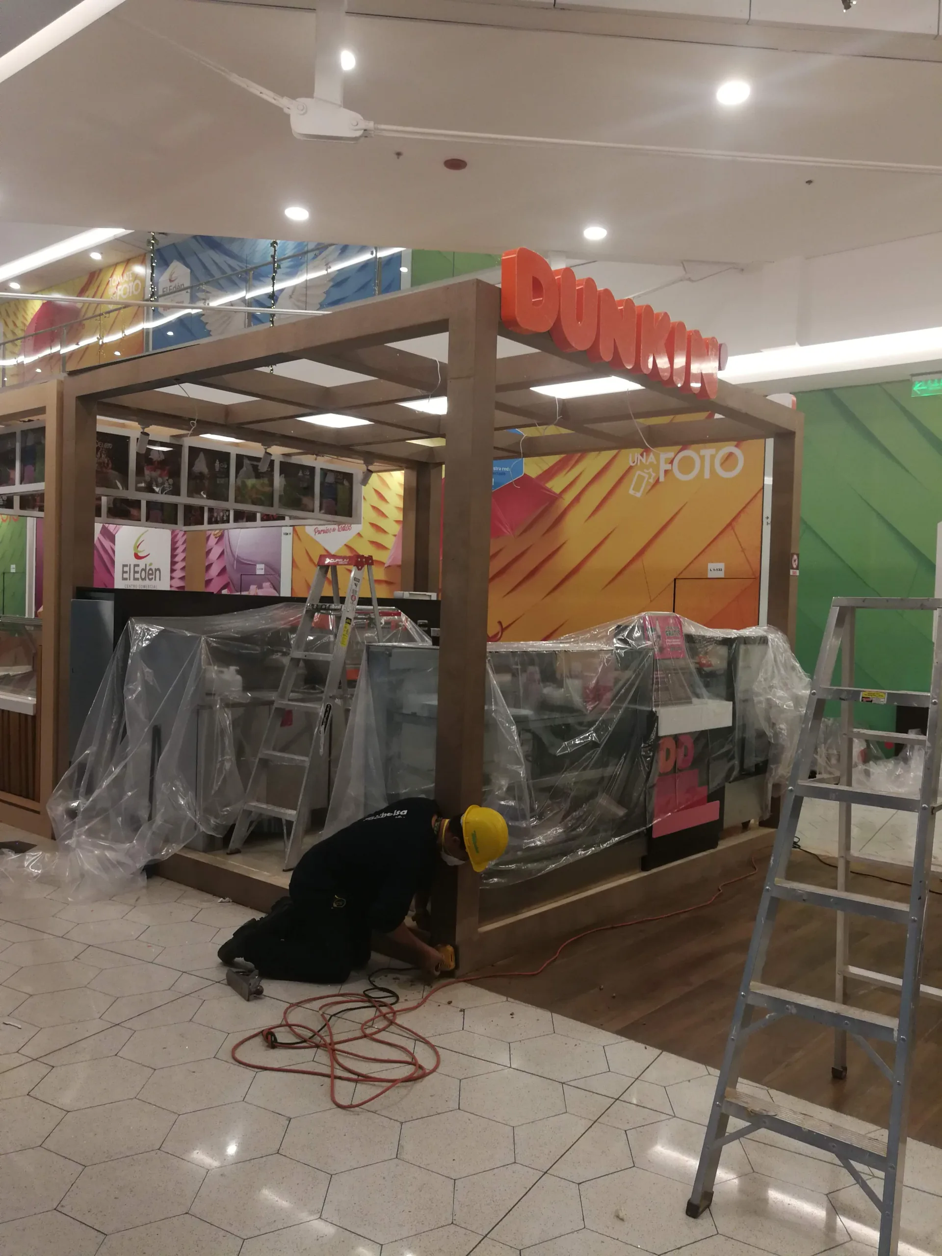 Obra civil ejecutada por Mobelsa